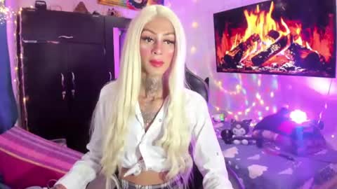 Snapshot of stacymalibuxx chatting on 17, 7, 2026 stacymalibuxx online show from 17, 7, 2026