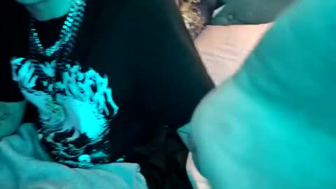 Straightupdownbad online show from 7, 1, 2026