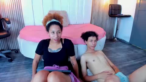 Snapshot of star_and_lippe chatting on 9, 12, 2024 Star and Lippe online show from 9, 12, 2024