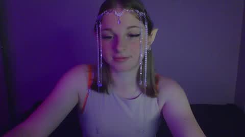 star_girlish online show from 13, 10, 2025