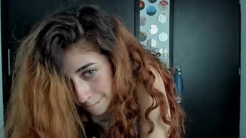 Snapshot of star_shooting chatting on 25, 9, 2025 star_shooting online show from 25, 9, 2025