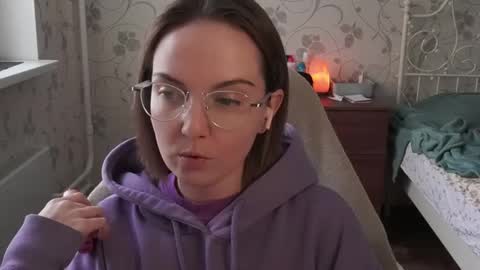 Alice online show from 4, 2, 2025