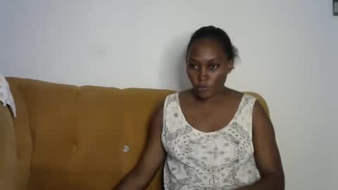 Snapshot of stargirl880271 chatting on 14, 1, 2025 isha online show from 14, 1, 2025