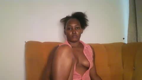 Snapshot of stargirl880271 chatting on 15, 2, 2025 isha online show from 15, 2, 2025
