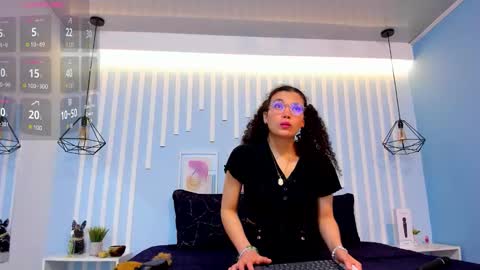 Stark Jones online show from 30, 10, 2025