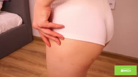 Nina online show from 26, 10, 2025