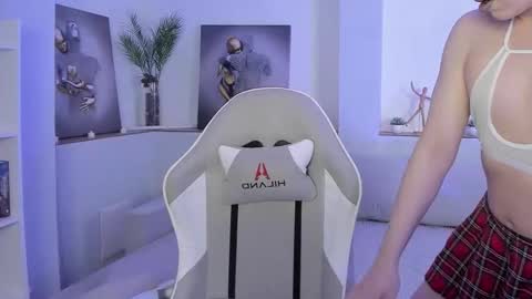 Snapshot of starlight_madison chatting on 3, 2, 2026 Madison online show from 3, 2, 2026