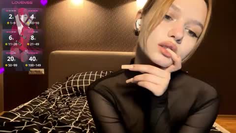 Snapshot of starlitsiren chatting on 13, 3, 2026 starlitsiren online show from 13, 3, 2026