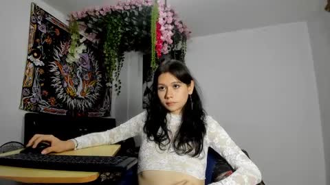 Snapshot of starmoonly chatting on 22, 2, 2025 starmoonly online show from 22, 2, 2025