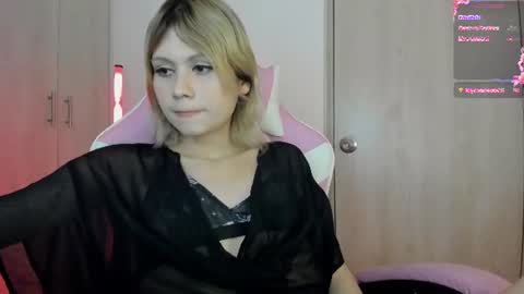 starmoonly online show from 4, 8, 2026