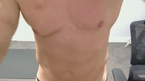 Snapshot of steelphysique chatting on 18, 6, 2026 SteelPhysique online show from 18, 6, 2026