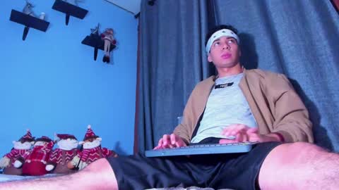 Stefann Salvatore online show from 6, 1, 2025