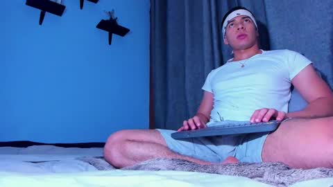 Stefann Salvatore online show from 9, 2, 2025