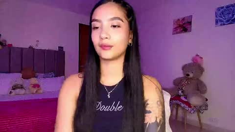 Im MiaIts my first day here  online show from 11, 3, 2026