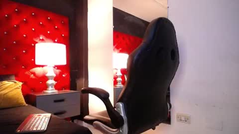 S T E F A N O  online show from 17, 6, 2026