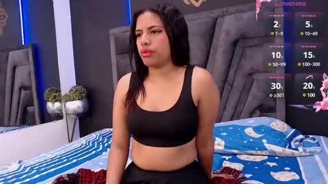 Snapshot of stefany_bro chatting on 11, 1, 2025 Stefany Brown online show from 11, 1, 2025