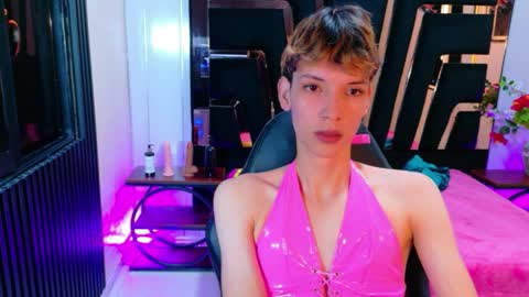 stefany piink online show from 29, 3, 2026