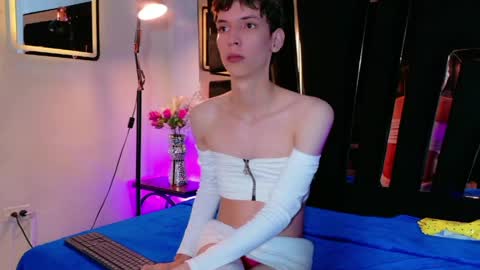 stefany piink online show from 20, 4, 2026