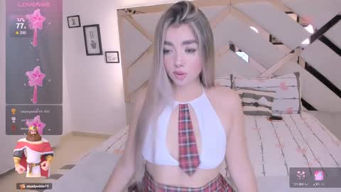 Snapshot of stefanycifuentes chatting on 27, 1, 2025 Stefa  online show from 27, 1, 2025