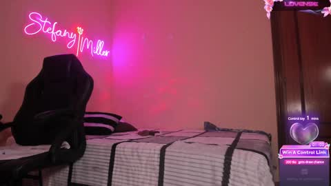 Snapshot of stefanyhotmilf chatting on 18, 2, 2025 stefany online show from 18, 2, 2025