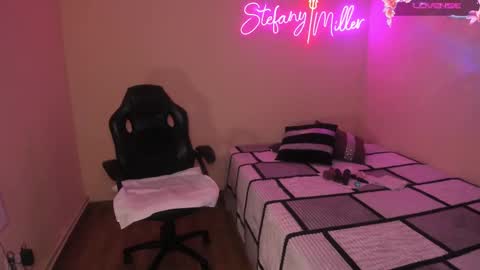 Snapshot of stefanyhotmilf chatting on 27, 2, 2025 stefany online show from 27, 2, 2025