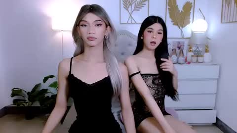 Snapshot of steffani_deluxe chatting on 7, 12, 2024 STEF online show from 7, 12, 2024