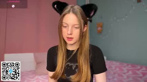 STEFI  Streams every day from 10 PM GTM1  online show from 1, 2, 2026