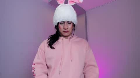 Stefany Bratz online show from 14, 4, 2026