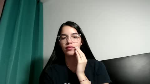 Stella online show from 4, 1, 2025