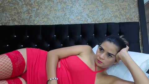 Estella online show from 11, 11, 2025