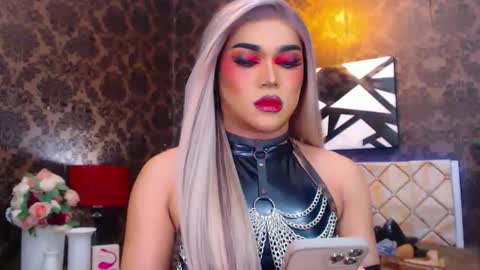 CALL ME STELLA online show from 13, 2, 2025