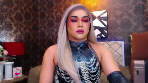 CALL ME STELLA online show from 13, 2, 2025