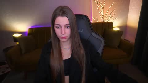 stellahoneywell online show from 19, 11, 2025