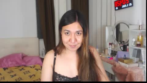 Snapshot of stellahugets chatting on 27, 5, 2026 Stella online show from 27, 5, 2026