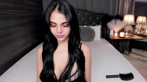 GODDESS STELLA online show from 11, 10, 2025