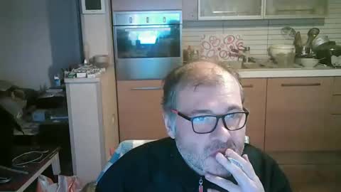 Snapshot of stellar_mesh3d chatting on 4, 1, 2025 Mesh3D online show from 4, 1, 2025