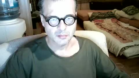 Snapshot of stellar_mesh3d chatting on 14, 9, 2025 Mesh3D online show from 14, 9, 2025