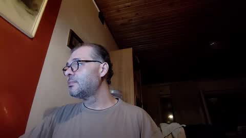 Snapshot of stellar_mesh3d chatting on 21, 9, 2025 Mesh3D online show from 21, 9, 2025