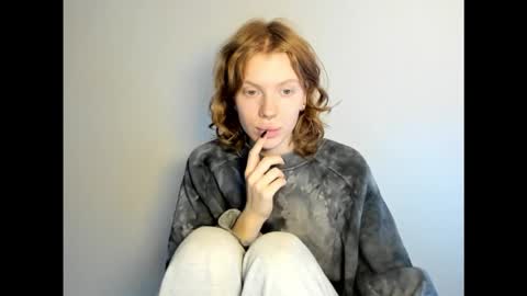 S T E L L A online show from 25, 11, 2025