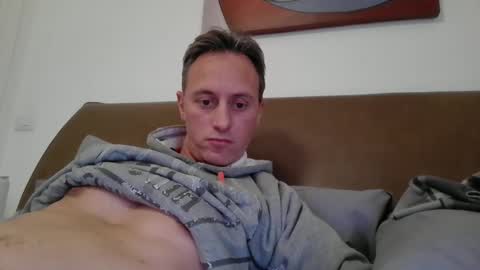 sten015 online show from 7, 1, 2025