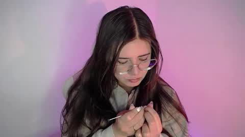 Emma online show from 19, 9, 2025