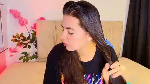 Snapshot of stepha_sweet chatting on 12, 7, 2026 Emma online show from 12, 7, 2026