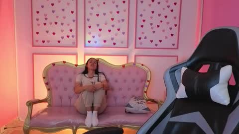 Snapshot of stephania_t chatting on 13, 9, 2025 Stephania online show from 13, 9, 2025