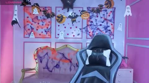 Snapshot of stephania_t chatting on 30, 10, 2025 Stephania online show from 30, 10, 2025