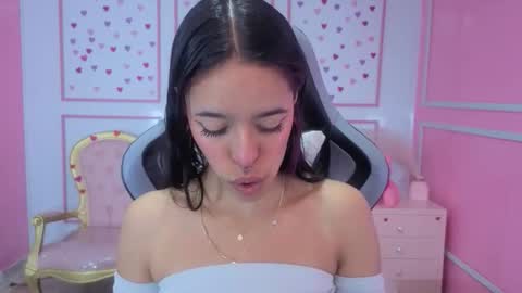 Stephania online show from 13, 1, 2026