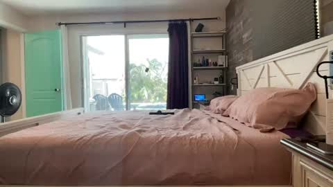 Snapshot of stephanieclass chatting on 8, 7, 2026 Stephanie Jason Class online show from 8, 7, 2026