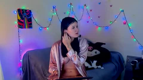 Stephany  independient model  online show from 19, 11, 2025