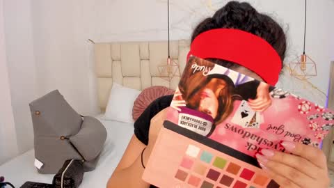 Stefanny online show from 4, 2, 2025