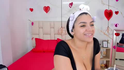 Stefanny online show from 18, 2, 2025