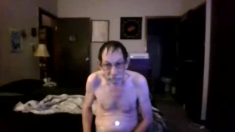 Snapshot of stephenasmith3 chatting on 28, 4, 2026 stephenasmith3 online show from 28, 4, 2026